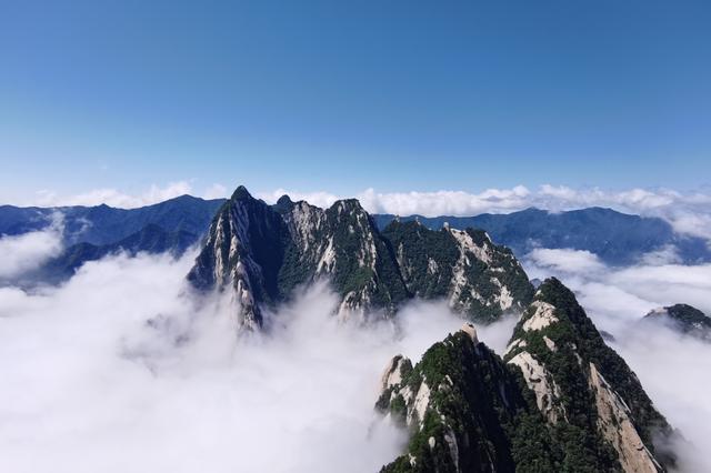 冬意染，万物藏，共赴华山邂逅浪漫