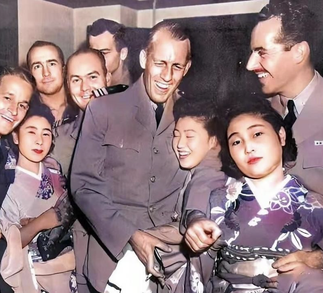 日本的“人种改良”，号召女性“借种”杂婚，以此改变后代基因