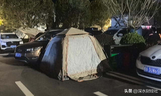 景区外帐篷大军崛起背后