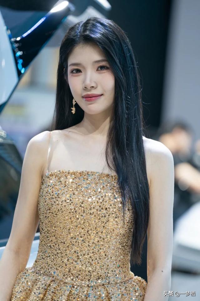 2025成都车展上的模特们