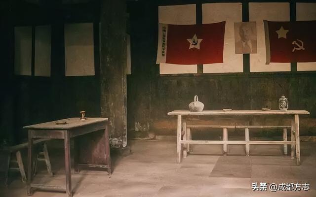 成都向西1.5h！这里藏了个“三色”宝藏小镇→