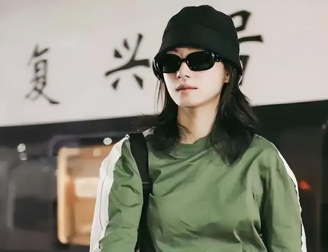 因长的太漂亮，七次拒绝导演“要求”被雪藏，43岁终凭实力走红