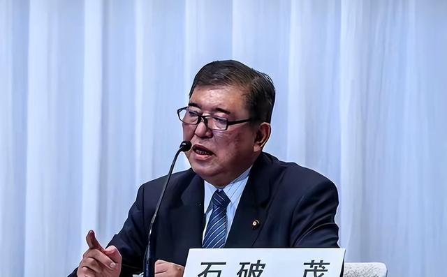 白宫首次就中日矛盾表态，日学者下定论：高市早苗一定挺不过明年