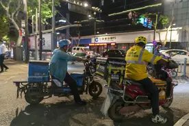 与其高谈阔论给骑手上齐社保，不如关心他们真实需求图片