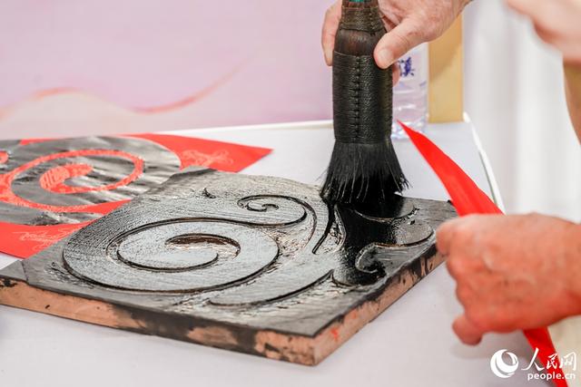 “一卷阅八闽”在福州梁厝开卷：秋光正好，客来古厝寻书香