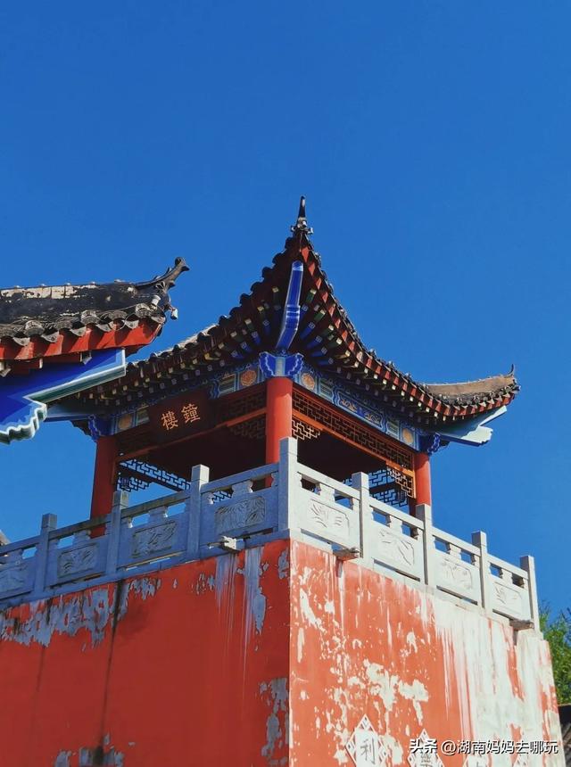 藏不住了！这个小众避暑胜地，带娃玩出千年“穿越感”