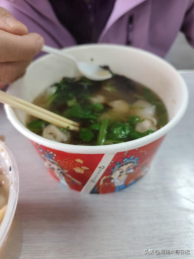 讲述我的写作故事43，《2025年开封赏菊记》。