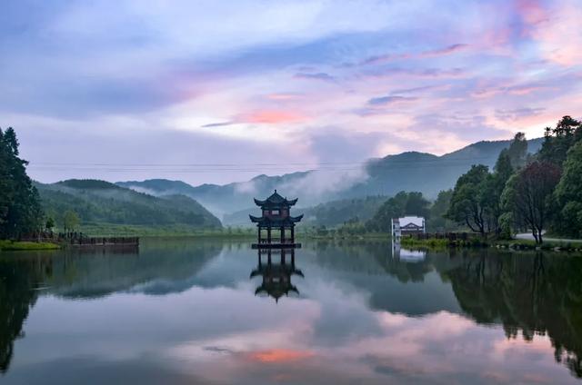 4A级旅游景区 凭火车票半价