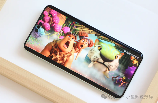 华为还是妥协了，Mate 70 Pro一跌再跌，麒麟9020+512GB+100W+3D解锁