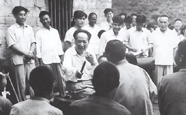 毛主席的侄女毛小青想开饭店，全家人反对，李讷：我第一个支持你