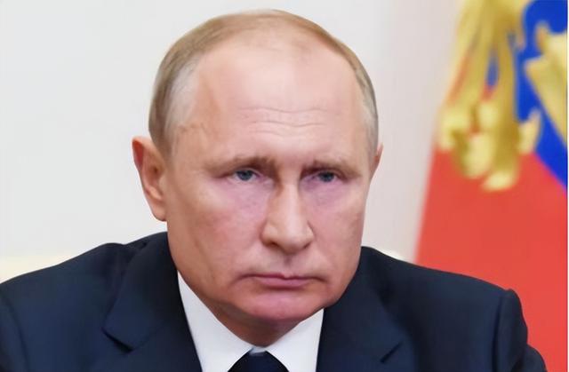 普京带头“半场开香槟”，被泽连斯基打了个措手不及