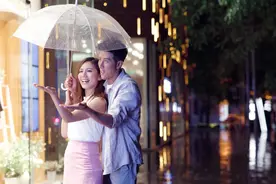 我50岁，竟然迎来了我的第二个春天，27岁的女儿的反应让我震惊图片