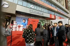 格力电器“董明珠健康家”北京首店开业，董明珠下车第一句：开业了！将现场直播给消费者揭秘健康生活新理念图片
