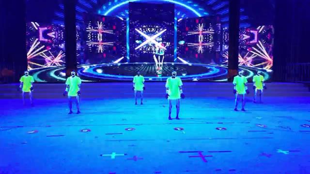 黑龙江省第三届机器人科技创新大赛文艺演出激情上演