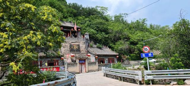 【文明旅游】太原：柳子河下石村段惊现太原版“九寨沟”