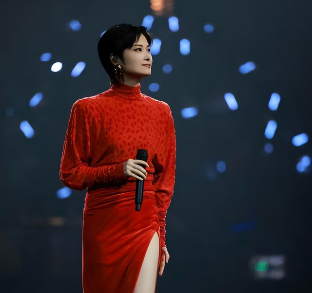 嫁法国老头真相大白5个月后，41岁李宇春近况曝出，一点也不意外