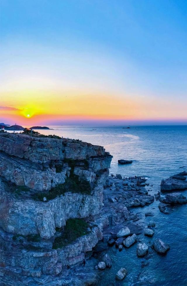 山东这座宝藏小城，坐拥中国四大名楼之一！苏轼、秦始皇都为它打call！