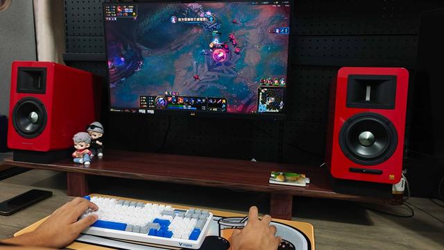 雷柏V700DIY-98拆解：7层消音+凯华定制快银轴，机械键盘卷疯了！