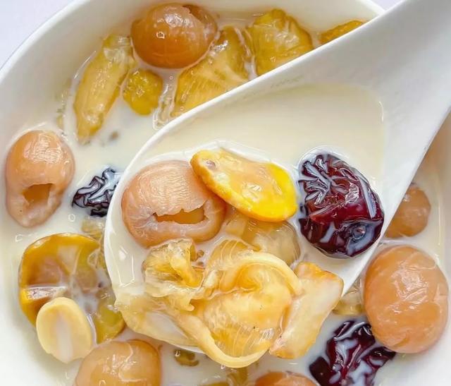 花胶红豆炖牛奶做法大全 2025年花胶红豆炖牛奶做法大全视频 花胶红豆炖牛奶做法大全 2025年花胶红豆炖牛奶做法大全视频