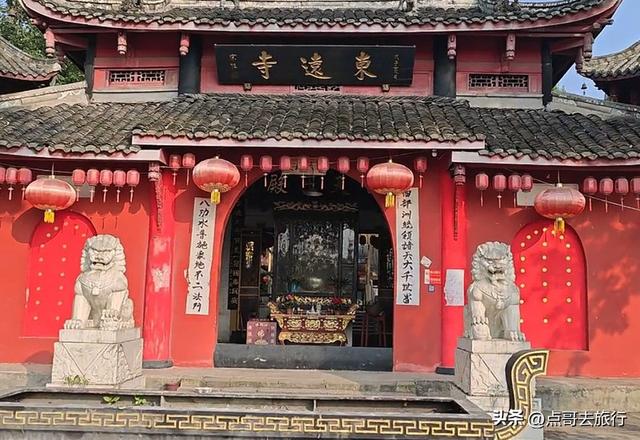 成都被严重低估的寺庙，大殿华丽庄重，让人吃惊不小，公交可直达