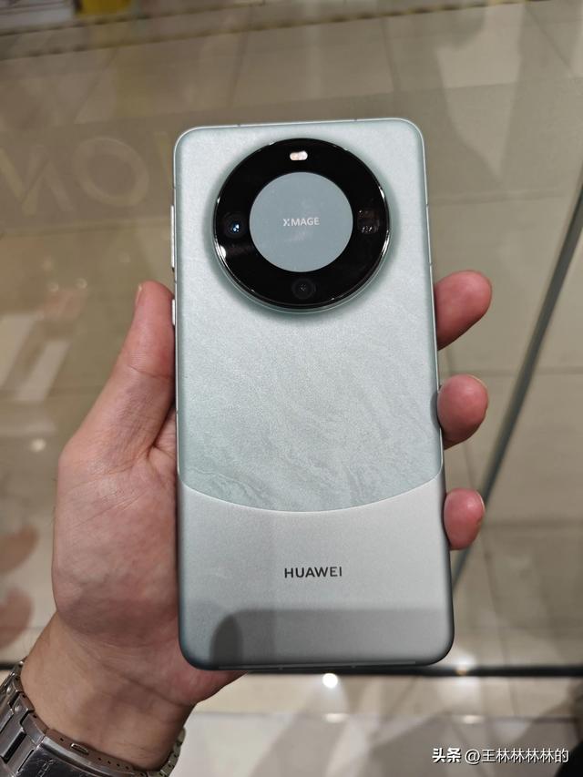华为Mate60 Pro还有人首发用到现在的吗？