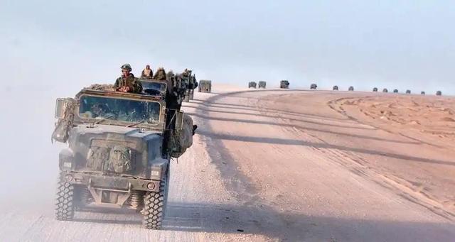 特朗普缉毒只是幌子,美国重兵压境委内瑞拉,真实目标直指中俄？