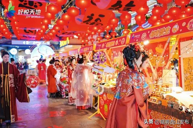 过年没看够？花灯、铁花、飞天神女……今天元宵节精彩继续！