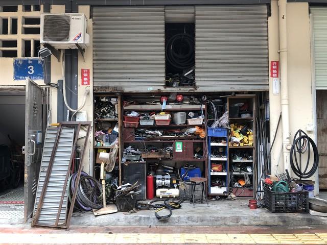 离婚不离家 生活中的无奈