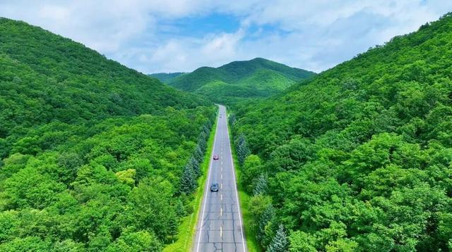 吉林旅游订单暴涨！“双线”效应立竿见影？