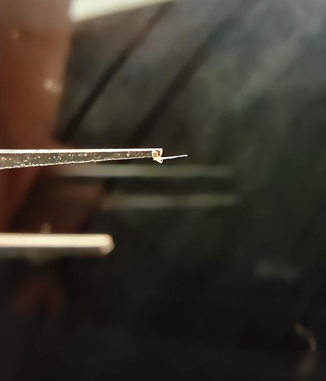 厨房里这种“揉面垫”有玻璃纤维，坑了不少老百姓，你家有吗？