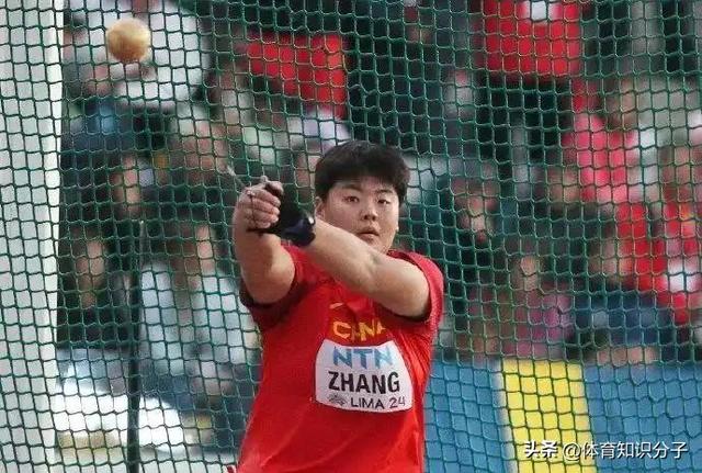 77米24！超越奥运冠军！18岁小将创造女子链球神话，女版刘翔？
