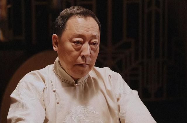 知名演员张艺洋已枪毙！中国娱乐圈首例，倪大红、李雪健被牵连