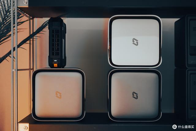 NAS深度思考清单：神仙打架，才要清醒丨极、绿、群、威，怎么买