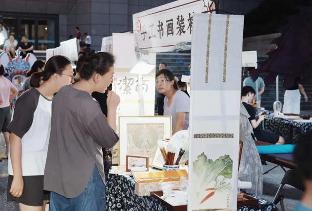 不止能“逛吃”！日照这个夜市，太热闹了→