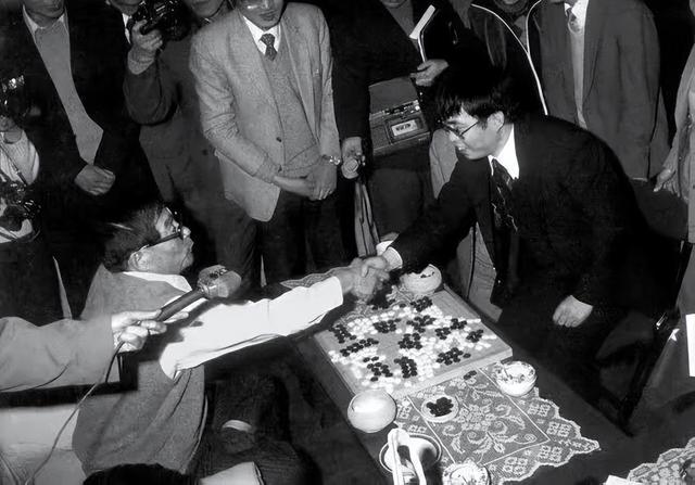 聂卫平离世1天后，才发现儿女名字取得暗藏深意	，字字都有来头