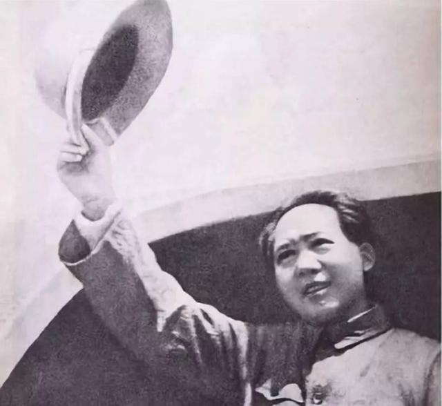 伟人去世十年后的1986年，薄一波预言：以后毛主席的地位还会更高
