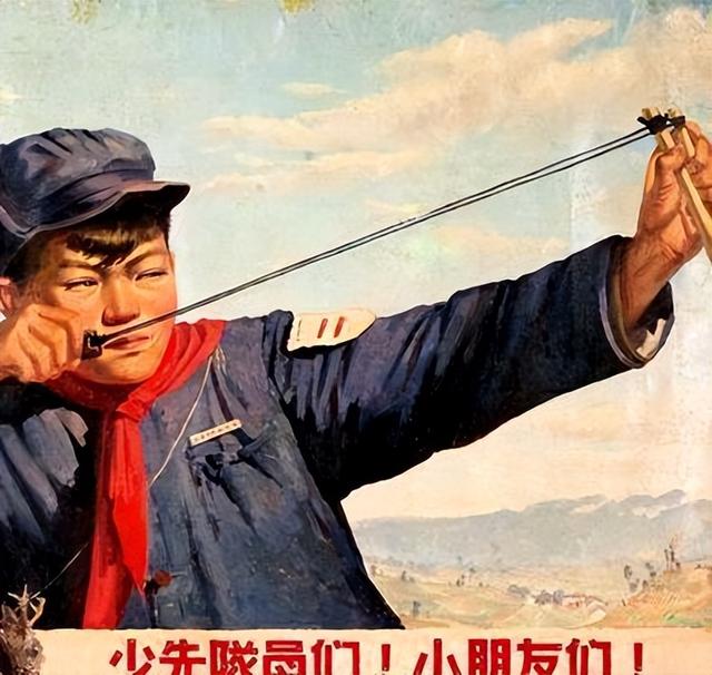 1958年全民打麻雀：工人、农民、学生齐上阵，麻雀被活活累死