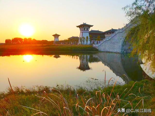 河南淮滨：镇淮楼风光旖旎