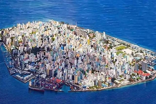 世界上“最拥挤”首都，面积仅2平方公里的小岛上，却住着24万人
