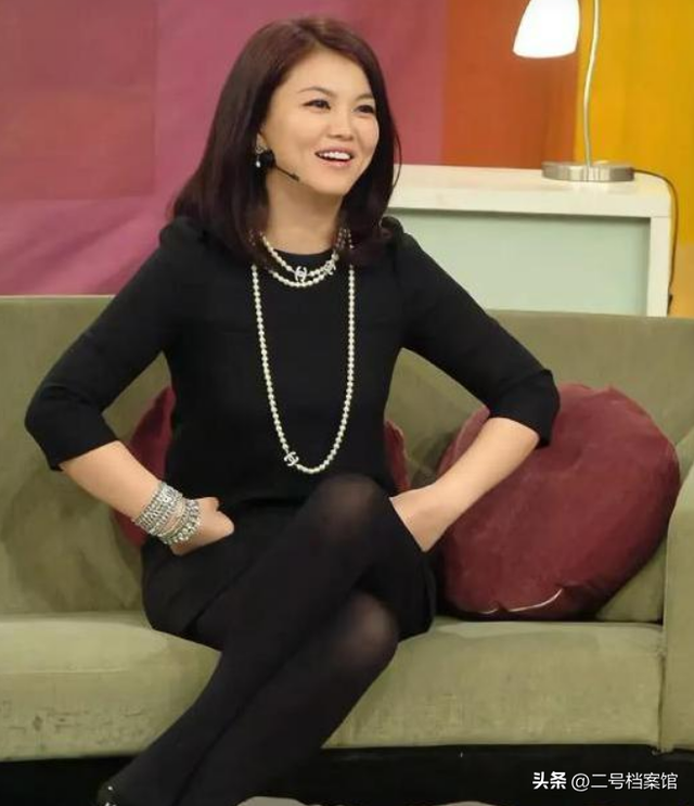 李湘不再隐忍！坦白和释永信的真实关系，亲吻照终于真相大白