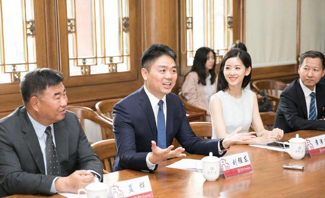 婚变风波48小时后，刘强东不再沉默，坦言“在老婆面前没了自信”