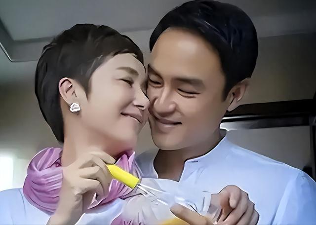 互相出轨、各玩各的！结婚32年后，蒋雯丽夫妇终于遭到了“反噬”