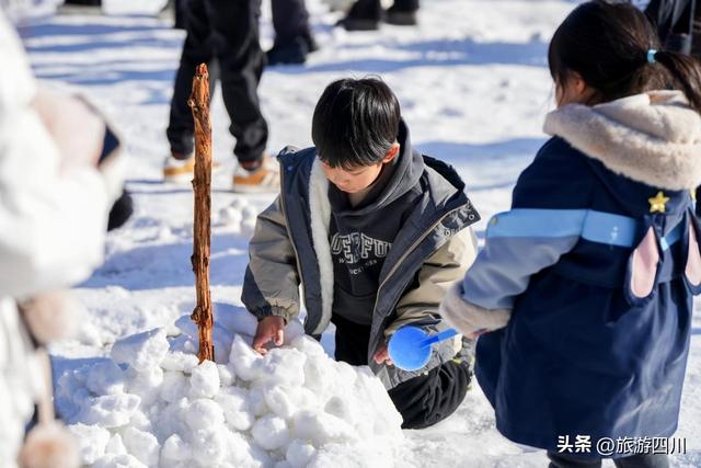 从“熊猫故乡”到“冰雪诗境”，成都以冰雪为媒绽放国际吸引力