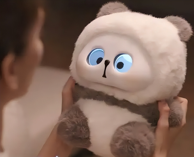 ChatGPT要开成人模式？AI陪伴软件转型，东莞工厂忙疯了！