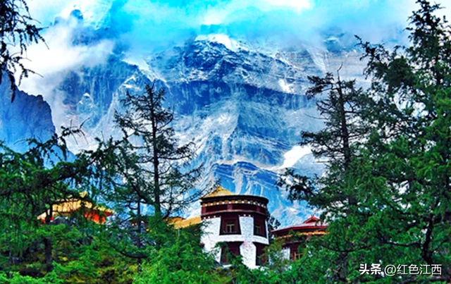 在稻城亚丁，我把灵魂落在了秋日草甸上