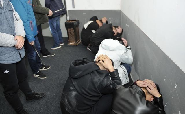 又一内鬼出现！大量国家机密被泄露，作案人身份曝光，肯定不简单