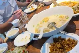 公司聚餐，唯独没叫我？准备离职，领导才透露原因图片