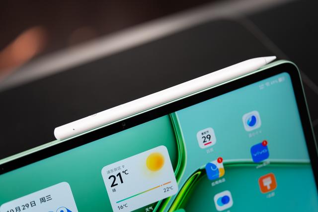 游戏党必备!iQ00 15全家桶评测