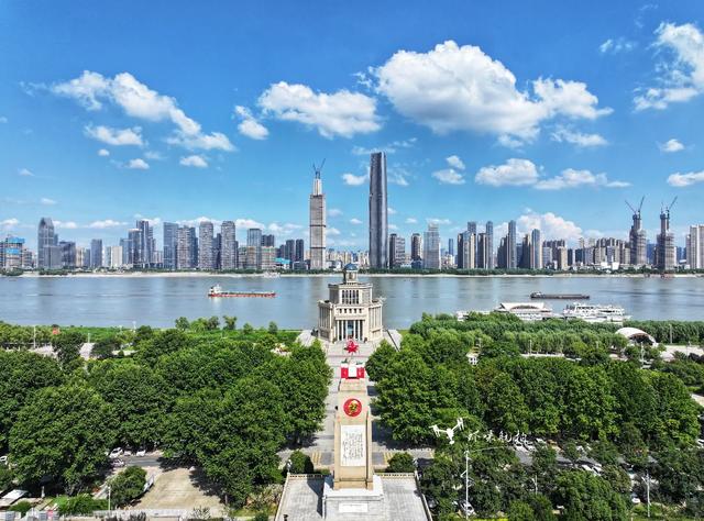 武汉的未来,真的在江边!