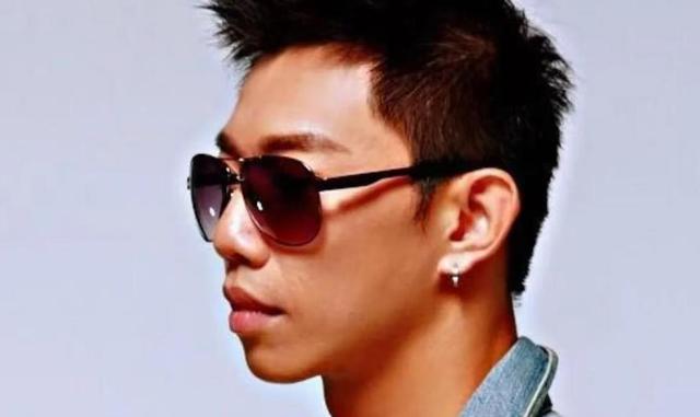 被称“脓包	”后，郑丽文任命新大将	，向大陆摊牌，蔡正元表态亮了